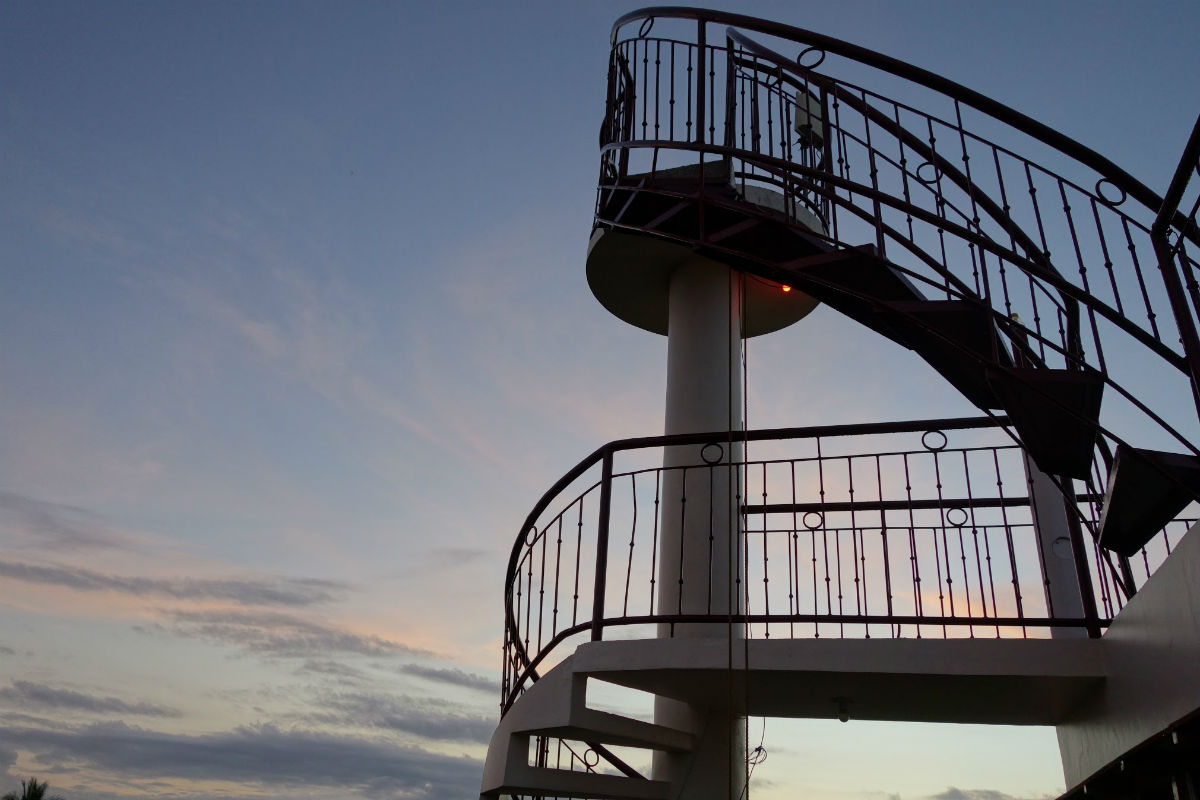 Lookout tower @ Momo Village, Panglao, Bohol, Philippines